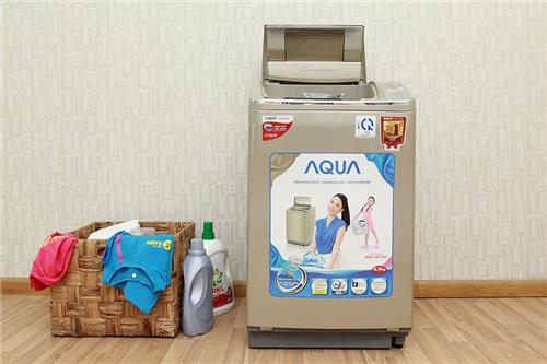 Máy giặt Aqua 9 kg AQW-DQ900HT